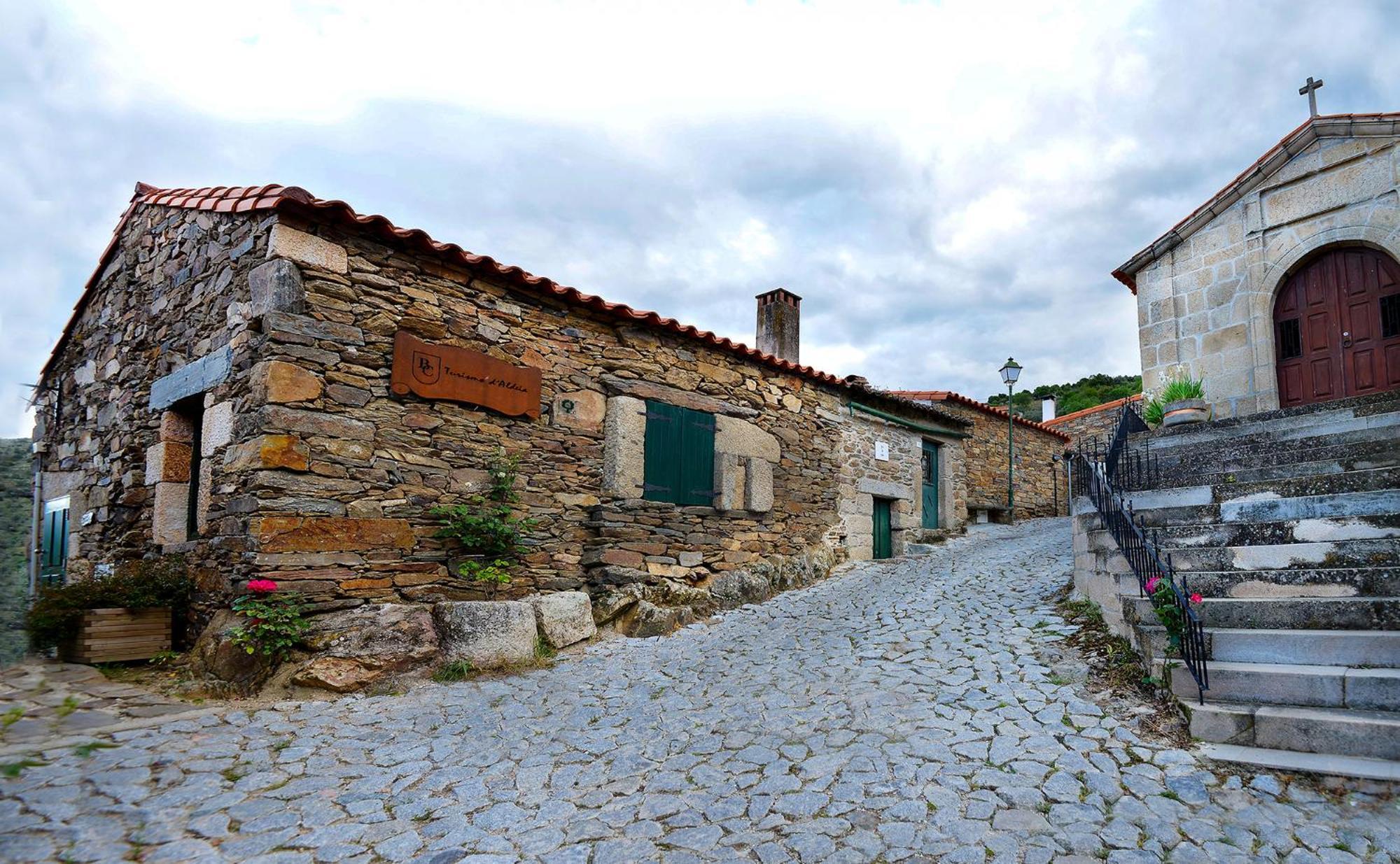 Bairro Do Casal - Turismo D'Aldeia Guest House Vila Nova de Fozcoa Bagian luar foto