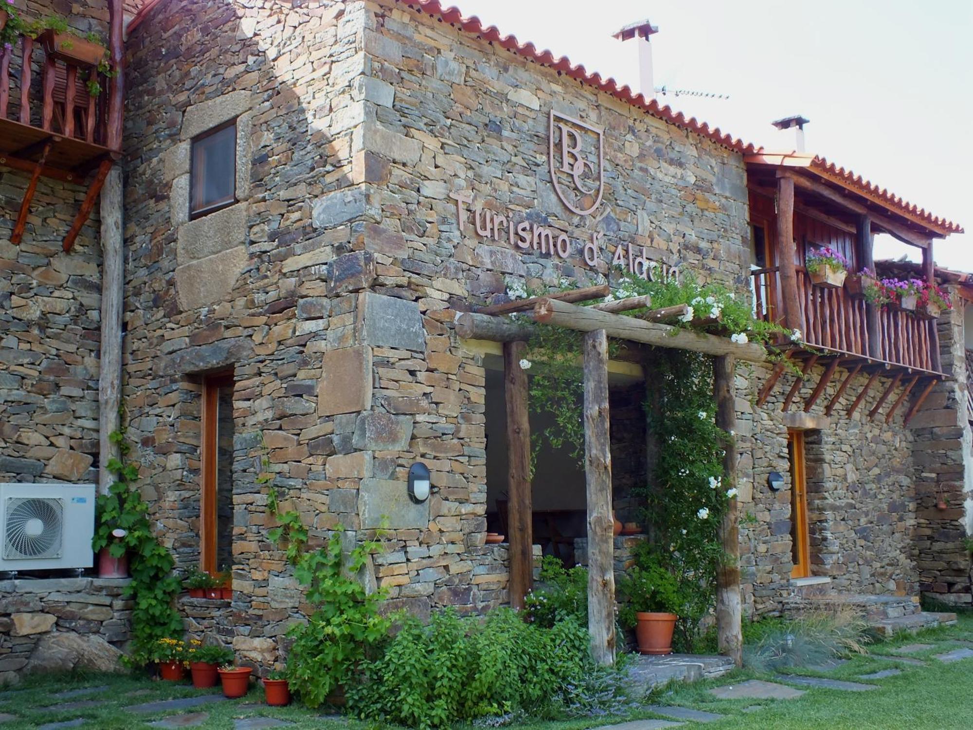 Bairro Do Casal - Turismo D'Aldeia Guest House Vila Nova de Fozcoa Ruang foto